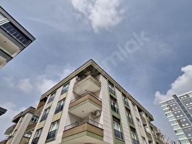 ERGENEKOM  MAH  4ODA 1 MUTFAK ARA KAT PETEKLI SATILIK  DAİRE