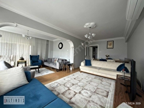 Girne Mahallesinde 3+1 doğalgazlı 3 cephe satılık daire