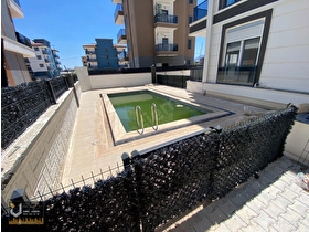 BY ÜNALDAN YENİKÖYDE ACİL SATILIK HAVUZLU KATTA SIFIR DAİRE
