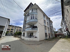 KUMBAĞ MERKEZDE DENİZE 2 DK MESAFEDE SATILIK GENİŞ 2+1 DAİRE