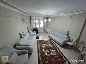 TEKİRDAĞ ALTINOVADA SATILIK DAİRE 2+1-1.KAT CADDEYE MİLLET BAHÇESİNE SAHİLE OLDUKÇA YAKIN KONUMDADI
