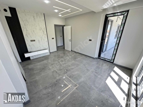 GÜMÜŞÇAYDA 100 M2 2+1 EBEVEYN BANYOLU DAİRE