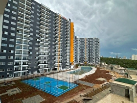 2+1 AYAŞTA SIFIR HAVUZLU, PANAROMİK UÇTAN UCA DENİZ MANZARALI DAİRE