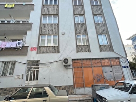 Mavral sokakta 3+1 cadde cephesi