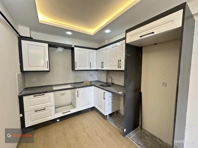 ÇÖZÜM EMLAKTAN MURADİYEDE SIFIR 2+1 OTOPARKLI SATILIK DAİRE