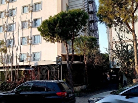 CENTRAL HOSPİTAL HASTANE YANI 20 m2  LAVABO WC VAR DEMİR KORUNAKLI KİRALIK İŞYERİ