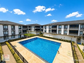 Karasuda Havuzlu Site İçerisinde, Havuz Cephe 2+1 Satılık Daire