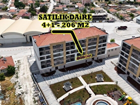 LALE PARK SİTESİNDE ÖDEME KOLAYLIĞI İLE 4+1 GENİŞ DAİRE YARISI PEŞİN KALANI VADELİ