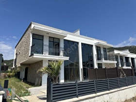 ASSOS KOZLU KÖYÜNDE SATILIK LOFT VİLLA