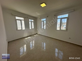 Bodrum gümbet‘te merkezi konumda bakımlı satılık 2 + 1 80 m2 üst kat  Daire daire