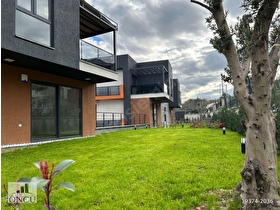 Doğa ve Bursa Manzaralı Bahçeli Dubleks Daire