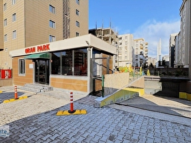 Bercesteden Oran Parkta Cadde Üzeri 4.Kat Lüks Daire
