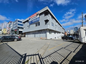Ümraniye plazalar Bölgesinde KDVli 5900 M2 Komple Bina