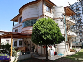 ŞEHRİN EN HIZLI DEĞER KAZANAN BÖLGESİNDE,GENİŞ AİLE YAŞAMINA UYGUN,YATIRIM DEĞERİ YÜKSEK 6+1 FIRSATI