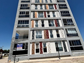 EMLAKNOMİden RENGAMİZ KONUTLARINDA 3+1 YÜKSEK GİRİŞ DAİRE