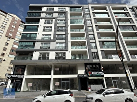 ## NİĞDE EMLAK MRKZNDEN BOR CD.CEPHE TAM YAPILI K.OTOPARKLI 2+1 SIFIR DAİRE #