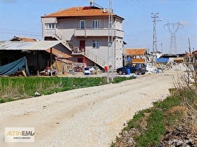 Konya Meram Yenibahçede Satılık Çiftlik ve 3 Katlı Ev