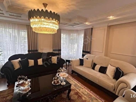 FLORYA ŞENLİKKÖYDE 4+1 BAHÇE KATI SATILIK DAİRE