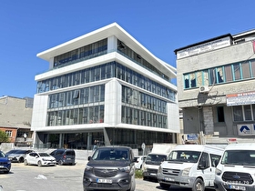 BASIN EKSPRESTE PRESTİJLİ LOKASYONDA KİRALIK 3 KAT İŞ MERKEZİ