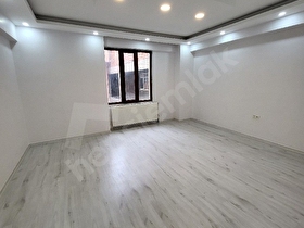 KENT MEYDANI ARKASI YENİŞEHİR PARKI KARŞISI 2+1 70 m2 SATILIK OFİS
