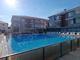 Kocaali havuzlu site içerisinde 1+1 satılık daire