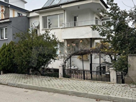 ATA EMLAKTAN SATILIK MÜSTAKİL EV - PROJELİK ARSA DEĞERİNDE