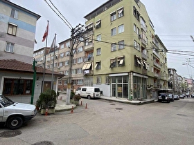 GENİŞ FERAH VE ASANSÖRLÜ DAİRE
