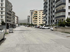 VUSLAT EMLAKTAN SARI KÖPRÜDE SATILIK FULL YAPILI 3+1 DAİRE