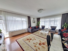 METROYA 400 METRE - LÜKS YAPILI - BAĞIMSIZ SALON - ASANSÖRLÜ 3+1