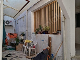 ÇEŞME ALAÇATIDA SATILIK İKİ KATLI MÜSTAKİL EV