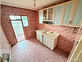 SİNCAN SELÇUKLU MAH SALON BAĞIMSIZ MERKEZİ KONUMDA SATILIK 3+1
