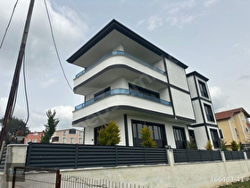 ÇEŞMELİ SAHİLİNDE FULL DENİZ MANZARALI MÜSTAKİL SATILIK VİLLA
