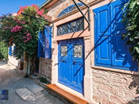 AYVALIK MERKEZDE MASRAFSIZ AİR BNB YAPILAN LOFT RUM EVİ
