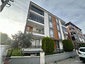 CANTAN EMLAKTAN AKÇAY ALTINKUMDA GENÇ BİNADA 1+1 ASANSÖRLÜ DOĞALGAZLI LÜKS DAİRE