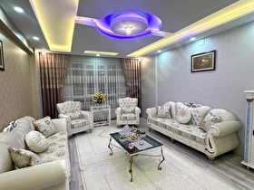 Mirzaevler Seyrantepe Tramvay karşısı Cadde üstü