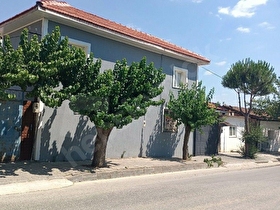 Hıdırbeyli Mahallesinde Satılık İki katlı Müstakil Bahçeli ev