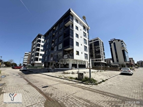 YALI GAYRİMENKUL|ANAYOLA 2. BİNADA DENİZE YAKIN EŞYALI 1+1 DAİRE