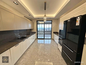 YAMAÇTEPEDE MUHTEŞEM LOKASYONDA ARAKAT İSKANL 4.5+1 FIRSAT DAİRE