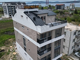 ÇANAKKALE LAPSEKİ DE SATILIK 3+1 DUBLEKS