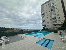 TRUVA// CEVAT KÖSEDEN SİTE İÇİ DENİZ MANZARALI HAVUZLU 2+1