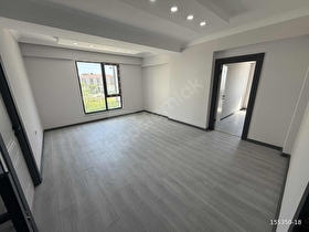 RUMELİDE MUHTEŞEM KONUM ARA KAT AYRI MUTFAK 70 m2 1+1