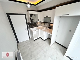 彡 YÜKSELDEN TUZCUMURATTA 2+1 ÖNCEPHE SIFIR ARAKAT SATILIK DAİRE 彡