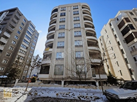 ULAŞ EMLAKTAN MESİREDE 3+1 SATILIK GİRİŞ KAT DAİRE