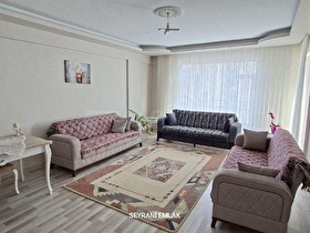 DEVELİ REŞADİYE MAHALLESİ ANA CADDE ÜZERİNDE ÇOK GENİŞ 3+1 LÜKS DAİRE