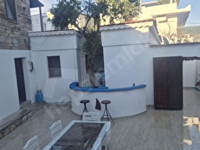 BODRUM MERKEZ MÜSTAKİL BAHÇELİ TAŞ EV…
