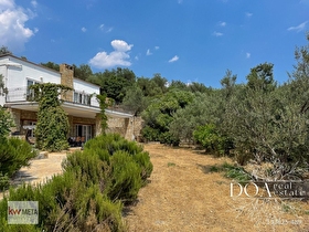 ASSOS ARIKLI DENİZ MANZARALI 1276m2 BAHÇELİ 193 M2 SATILIK VİLLA