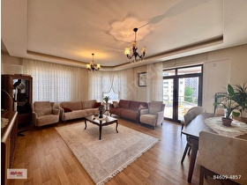 TALAS YENİDOĞAN MAHALLESİNDE SATILIK 3 BALKONLU GENİŞ 3+1 DAİRE