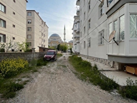 HAS EMLAK TAN BU FIRSAT KAÇMAZ HASTANEYE YAKIN TOKİ PARASINA 3+1 CEPHESİ AÇIK UYGUN DAİRE