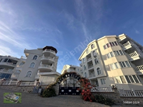HAVUZLU SİTEDE DENİZ 250 METRE MESAFEDE FUL EŞYALI 2+1 DAİRE
