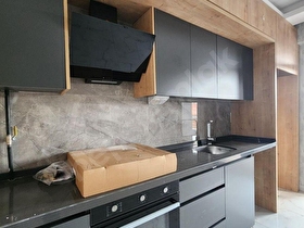YÜKSEL ŞAHİNDEN METE KONAKLARI PAZAR YERİ YAKINI ASANSÖRLÜ 2,5+1 SATILIK DAİRE
